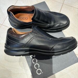 Ecco Black Leather Slip On Loafers